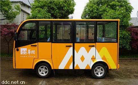  利凯黄色全封闭式景区观光车